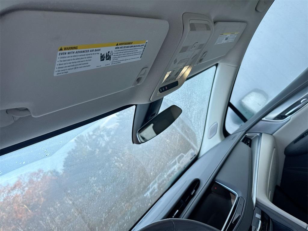 used 2024 Cadillac XT5 car, priced at $33,525