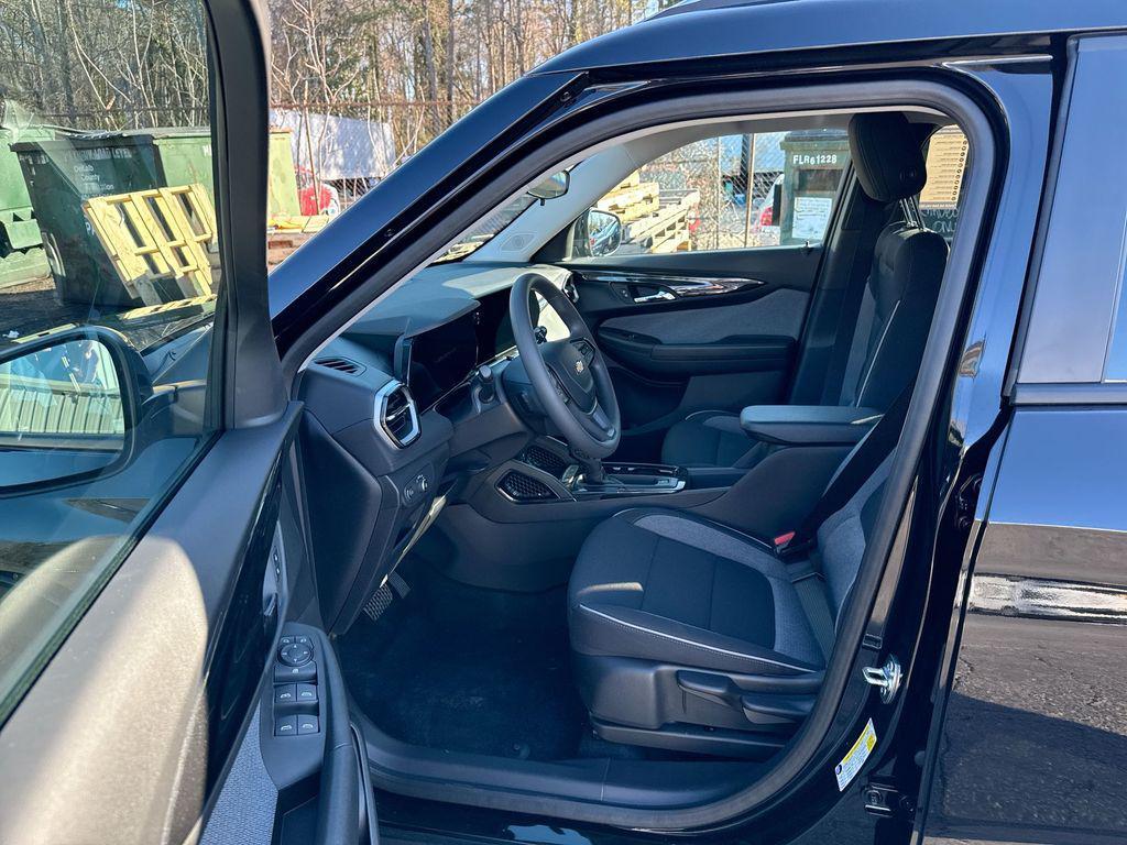 new 2026 Chevrolet TrailBlazer car, priced at $26,003