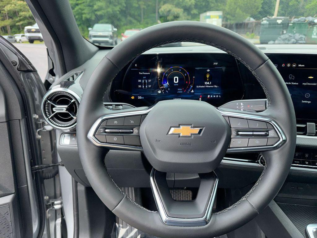 used 2026 Chevrolet Equinox car, priced at $26,531