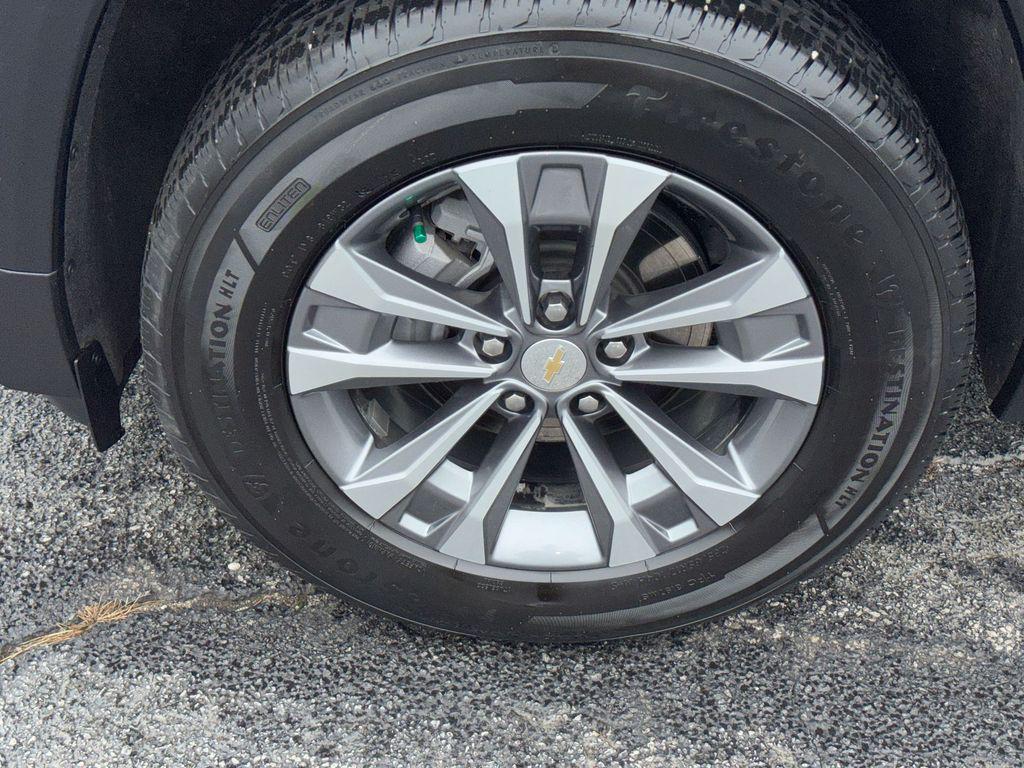used 2026 Chevrolet Equinox car, priced at $26,531
