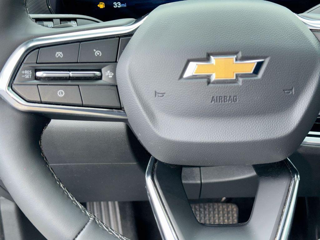 used 2026 Chevrolet Equinox car, priced at $26,531