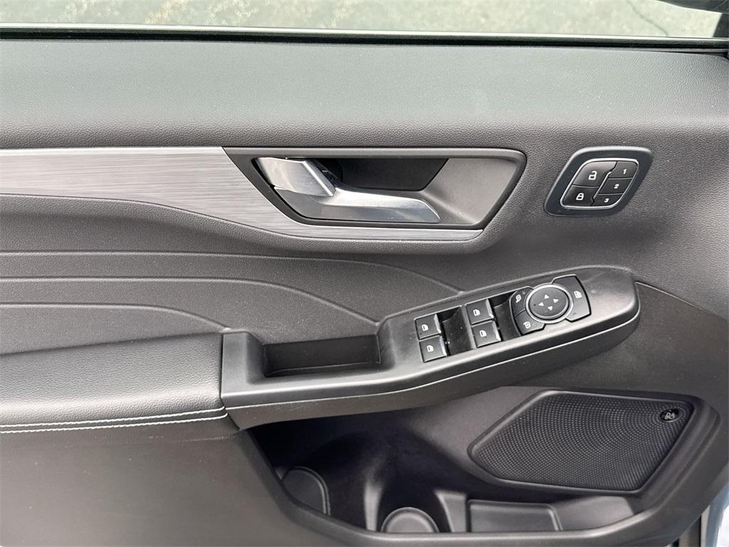 used 2024 Ford Escape PHEV car, priced at $22,770