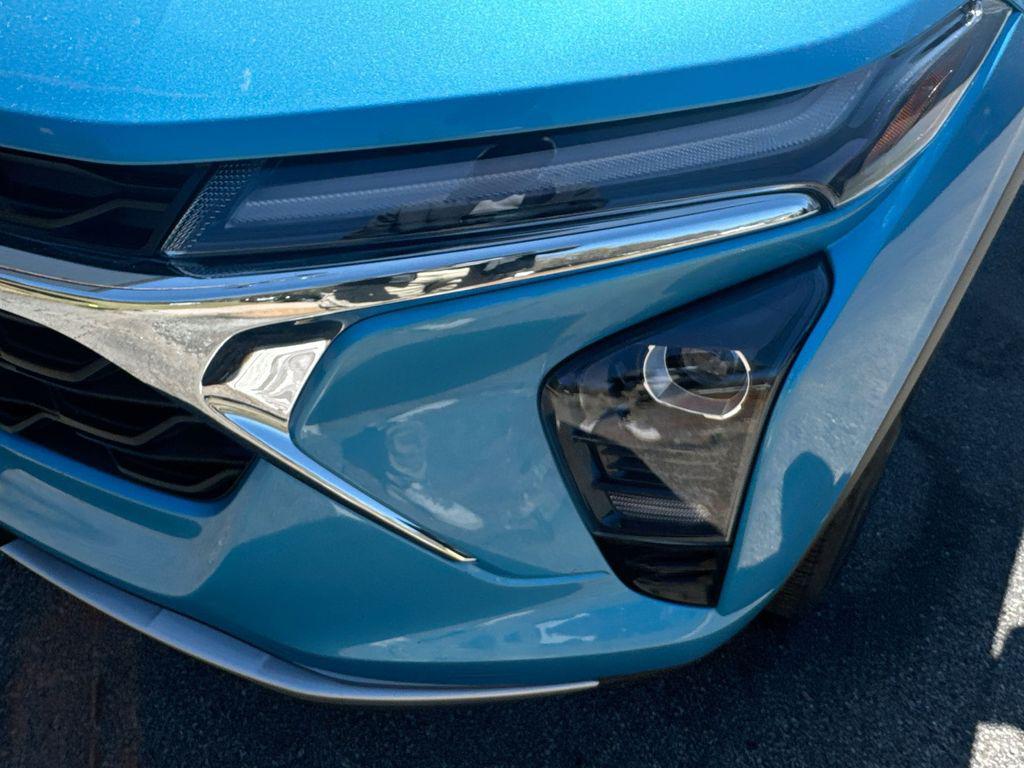 used 2025 Chevrolet Trax car, priced at $19,933