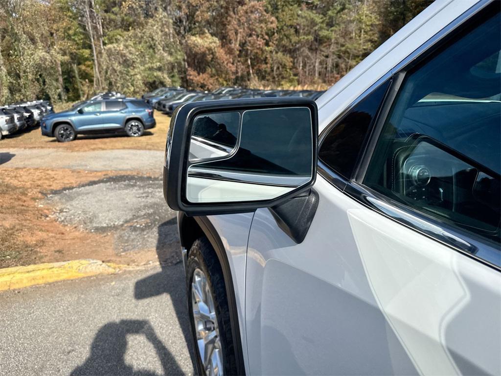 used 2021 GMC Sierra 1500 car, priced at $26,216