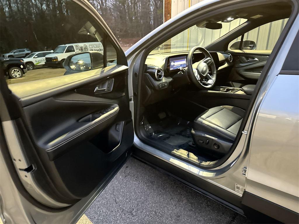 used 2024 Chevrolet Blazer EV car, priced at $21,995