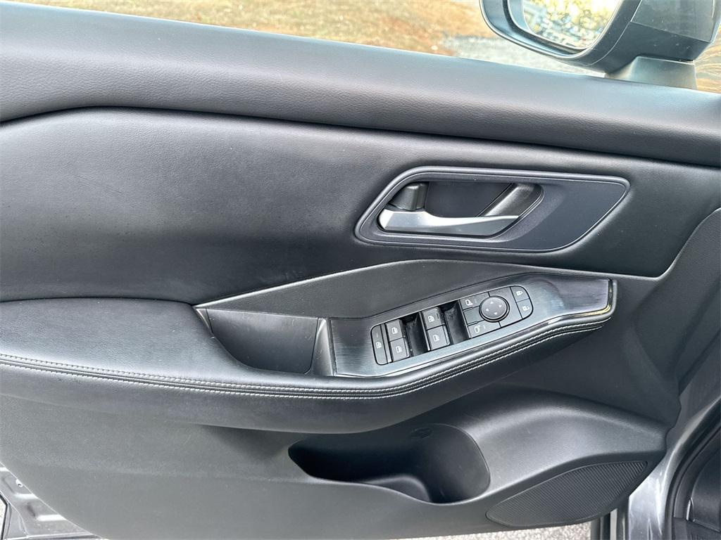 used 2024 Nissan Rogue car, priced at $20,395