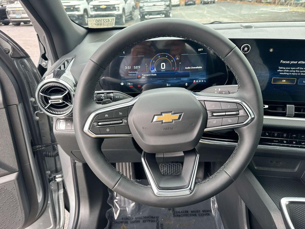 new 2026 Chevrolet Equinox car, priced at $30,675