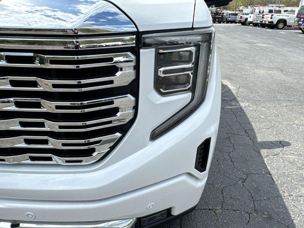 used 2024 GMC Sierra 1500 car, priced at $49,984