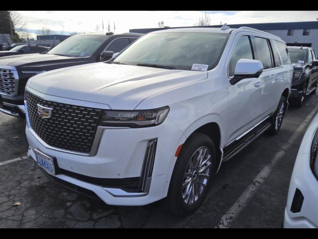 used 2022 Cadillac Escalade ESV car, priced at $49,391