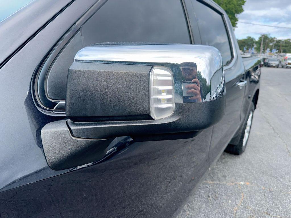 used 2022 Chevrolet Silverado 1500 car, priced at $40,654