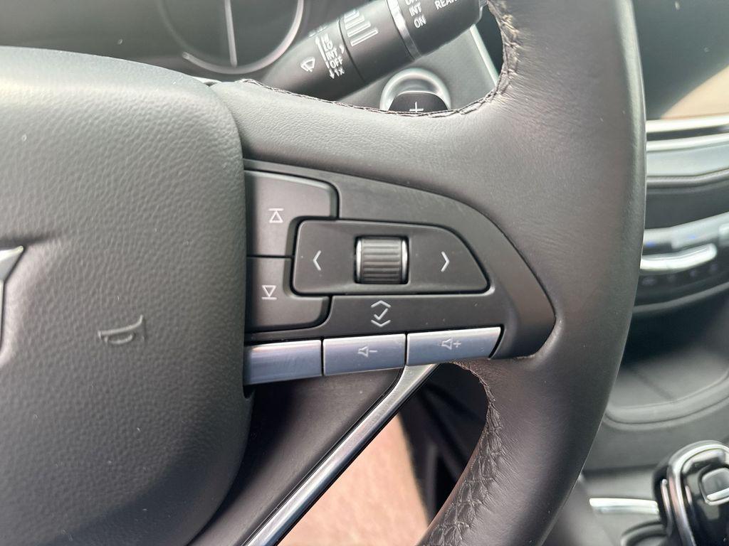 used 2023 Cadillac XT6 car, priced at $29,133