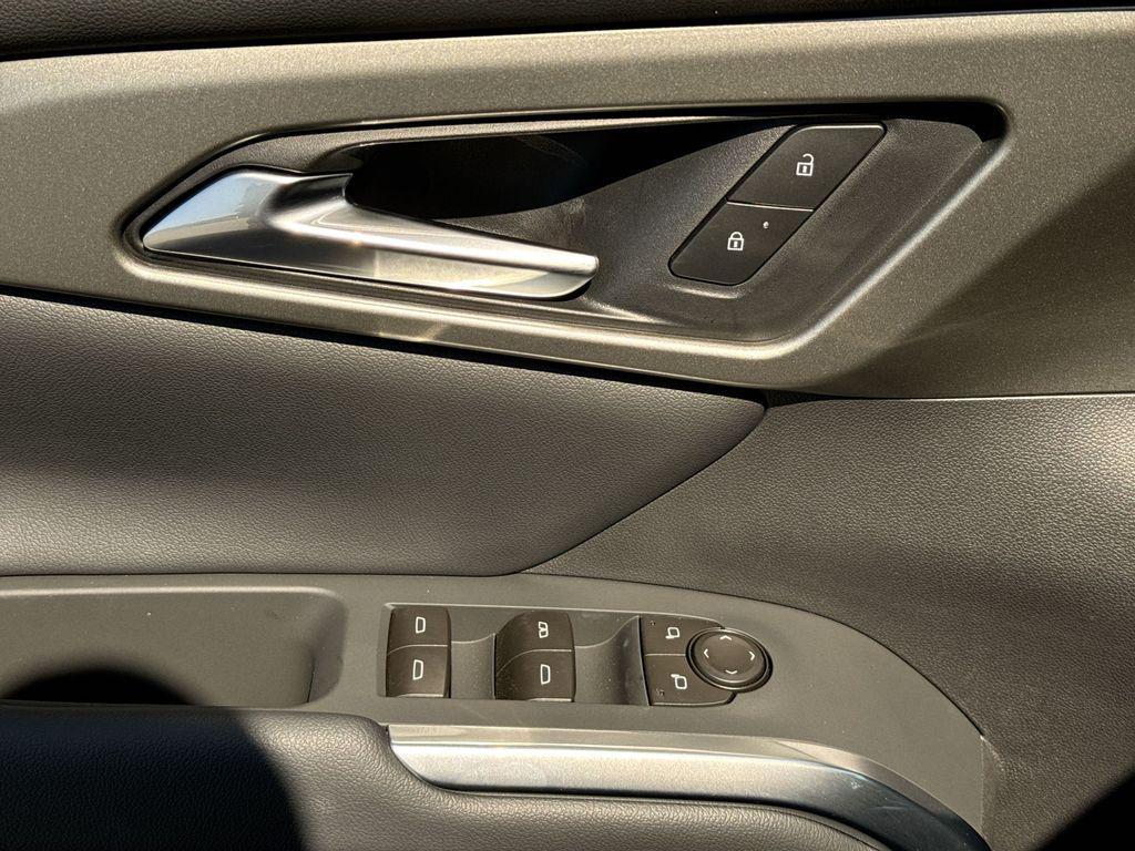 new 2026 Chevrolet Traverse car, priced at $40,734