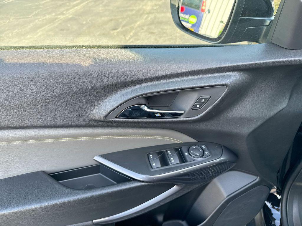 new 2026 Chevrolet Trax car, priced at $27,289