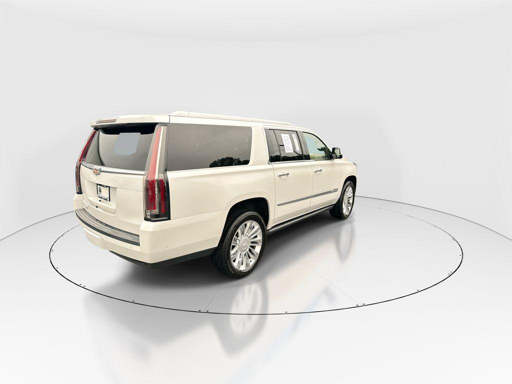 used 2020 Cadillac Escalade ESV car, priced at $39,464