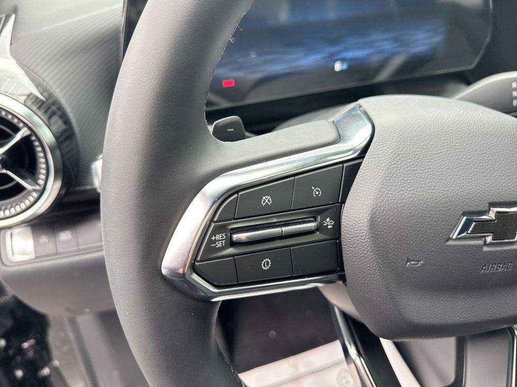 new 2026 Chevrolet Equinox car, priced at $31,268