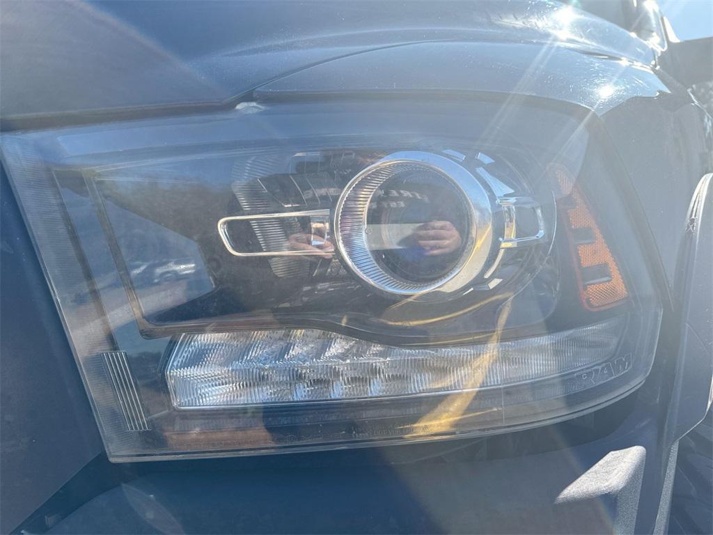 used 2019 Ram 1500 Classic car, priced at $24,595