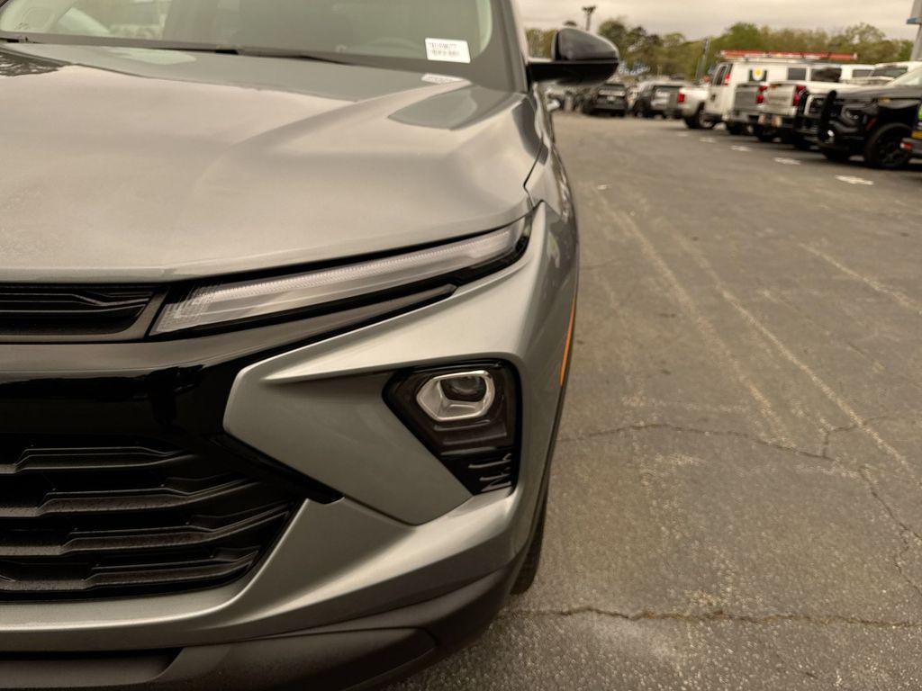 new 2026 Chevrolet TrailBlazer car, priced at $28,164