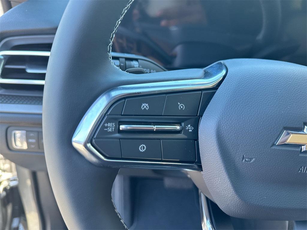 new 2026 Chevrolet Traverse car, priced at $40,695