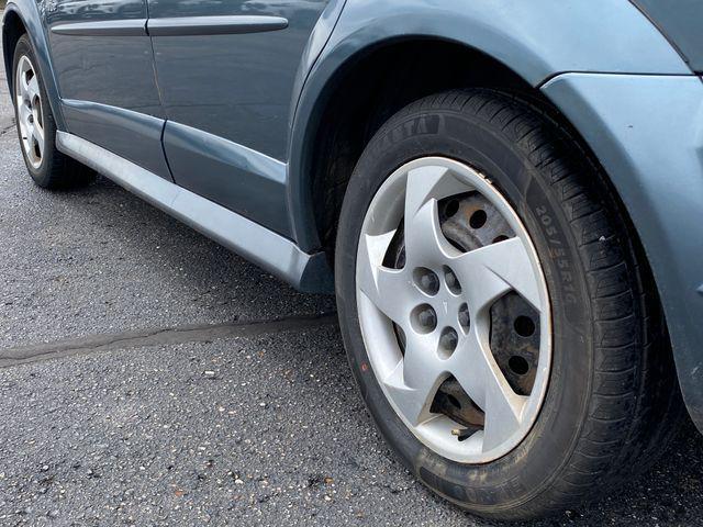 used 2006 Pontiac Vibe car, priced at $2,275