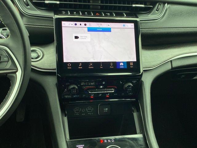 used 2023 Jeep Grand Cherokee car, priced at $25,750