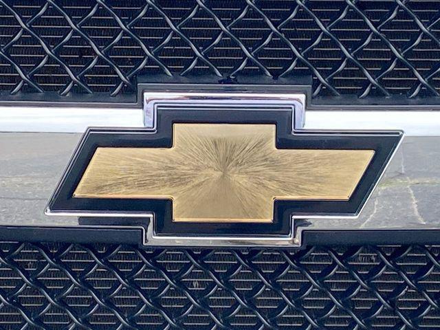 Summit White 2024 Chevrolet Express 3500 RWD 3500 Extended Wheelbase LT