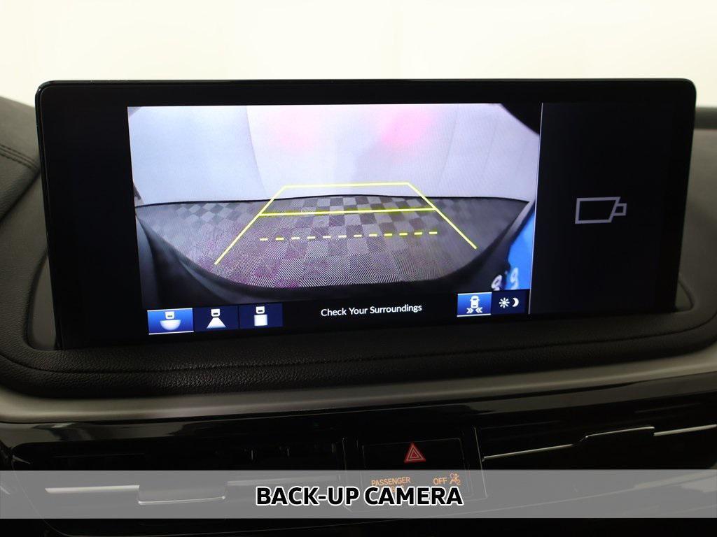 used 2025 Acura MDX car, priced at $41,499