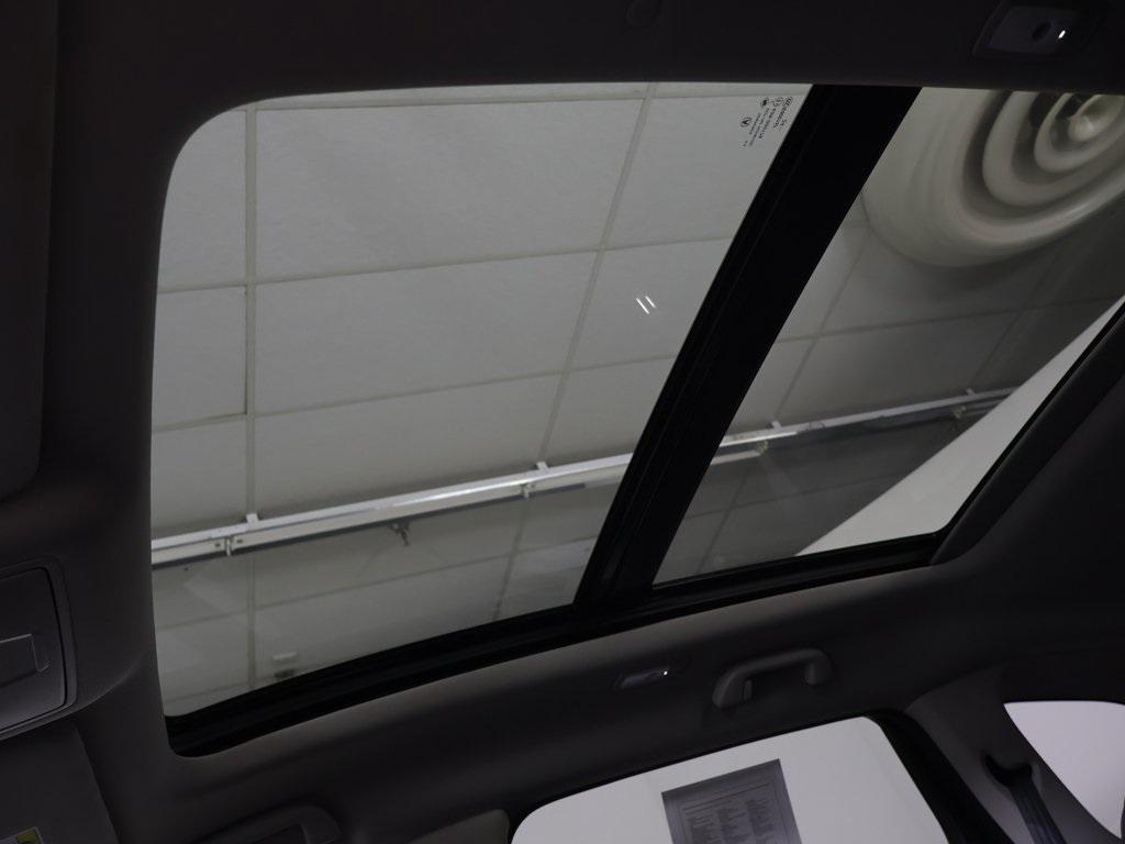 used 2025 Acura MDX car, priced at $41,499