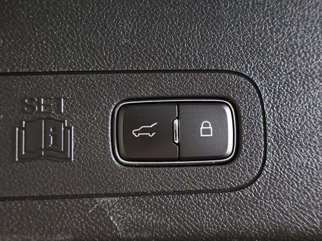 used 2023 Lincoln Aviator car, priced at $28,899