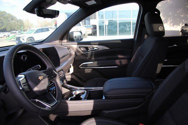 new 2026 Chevrolet Traverse car, priced at $44,470