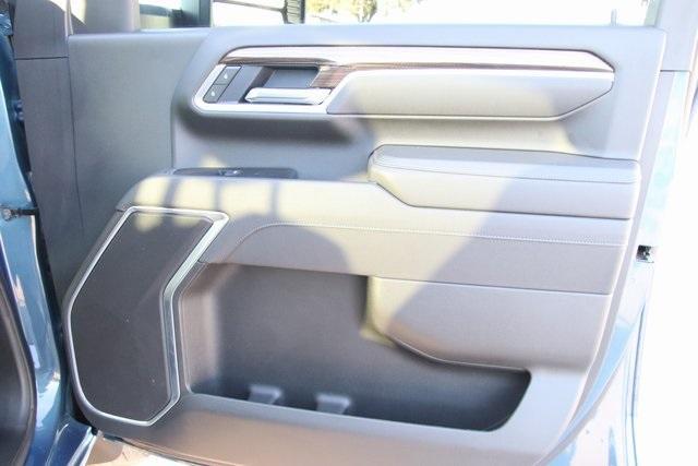 used 2025 Chevrolet Silverado 3500 car, priced at $59,900