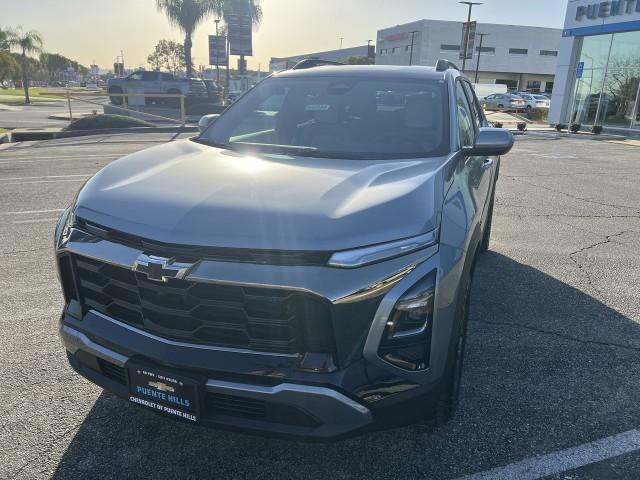 new 2026 Chevrolet Equinox car, priced at $35,785