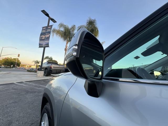 used 2023 Toyota Highlander car, priced at $25,995