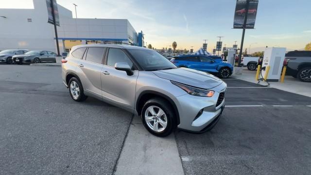 used 2023 Toyota Highlander car, priced at $25,995