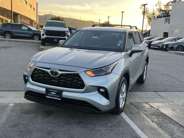 used 2023 Toyota Highlander car, priced at $25,995