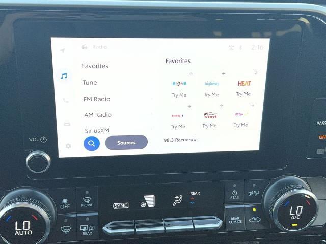 used 2023 Toyota Highlander car, priced at $25,995