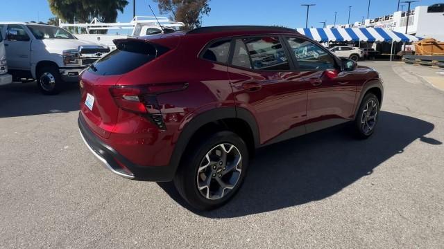 used 2025 Chevrolet Trax car, priced at $18,995