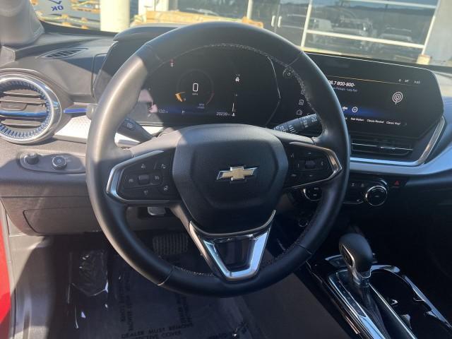 used 2025 Chevrolet Trax car, priced at $18,995