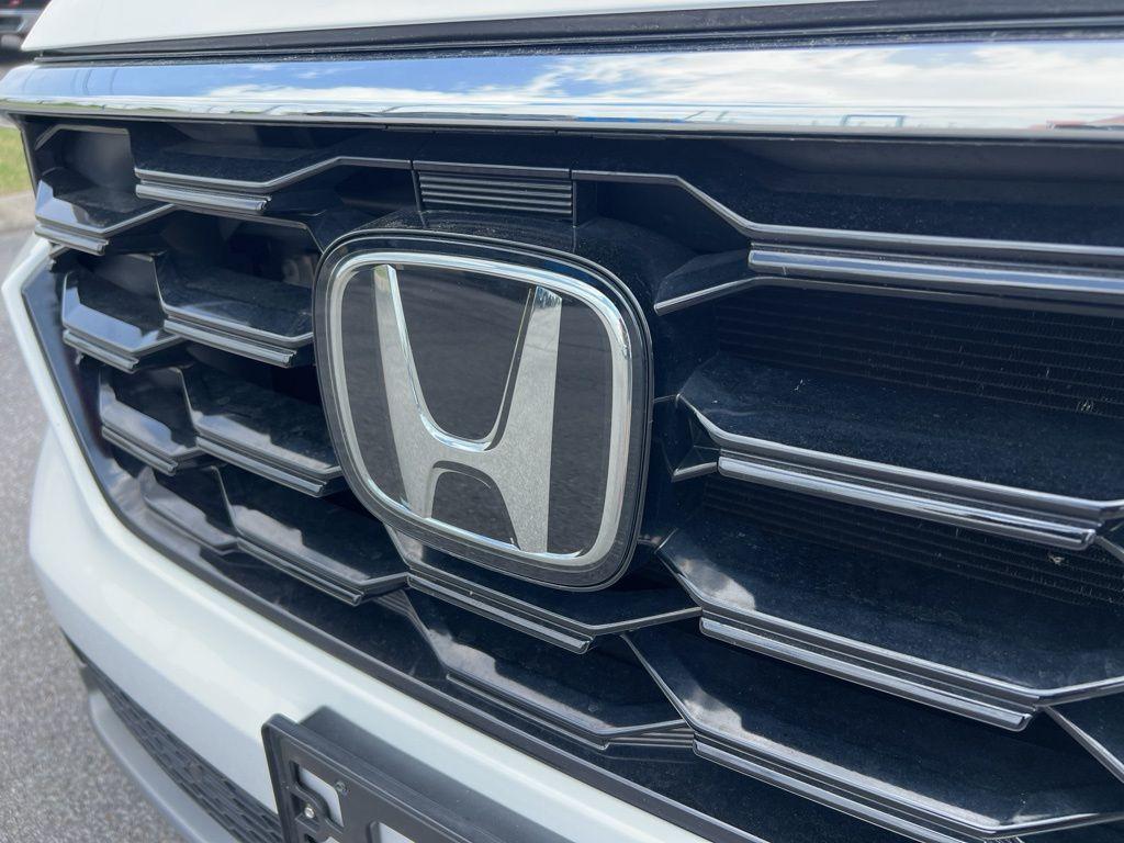 used 2023 Honda Pilot car, priced at $39,575