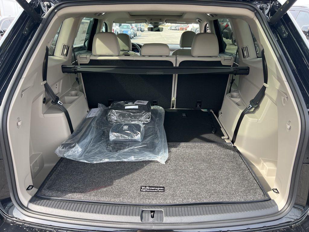 new 2026 Volkswagen Atlas car, priced at $52,293