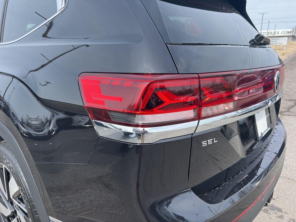 new 2026 Volkswagen Atlas car, priced at $52,293