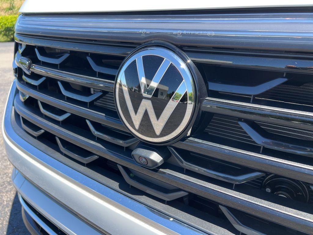 new 2026 Volkswagen Atlas car, priced at $57,527