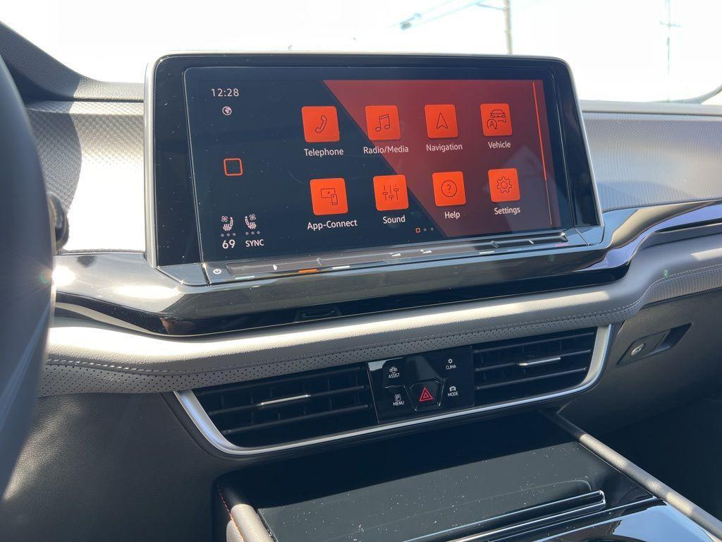 new 2026 Volkswagen Atlas car, priced at $51,883