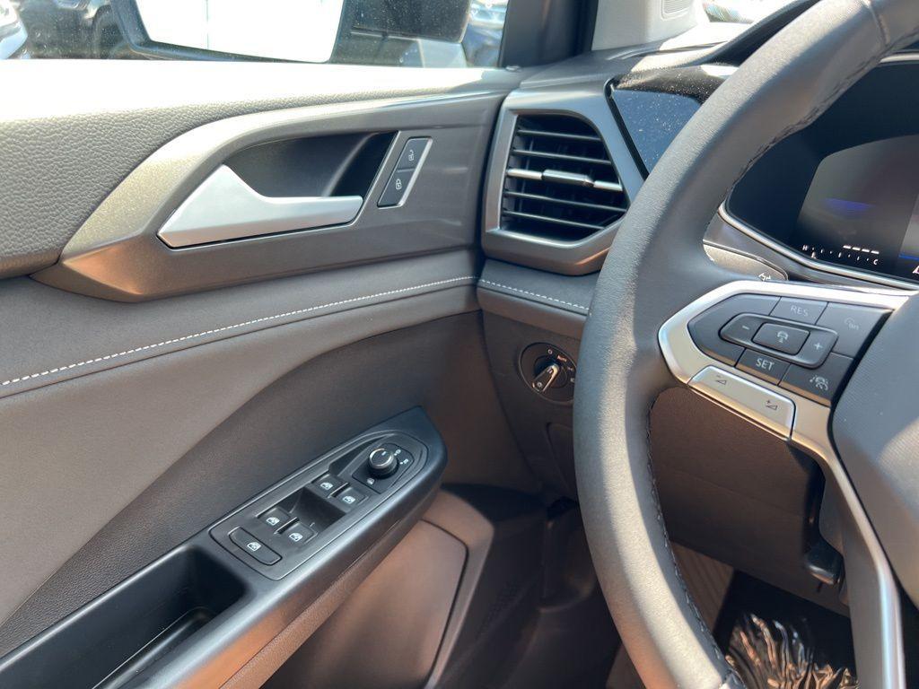 new 2025 Volkswagen Taos car, priced at $33,076