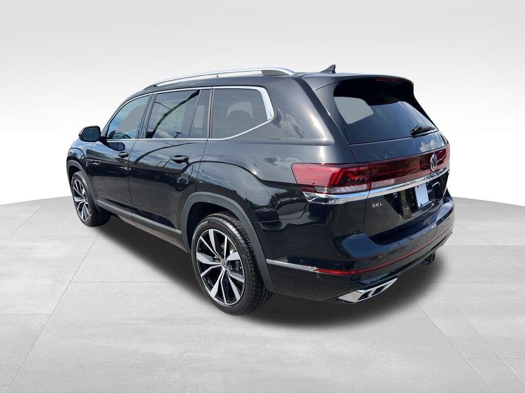 new 2026 Volkswagen Atlas car, priced at $57,416