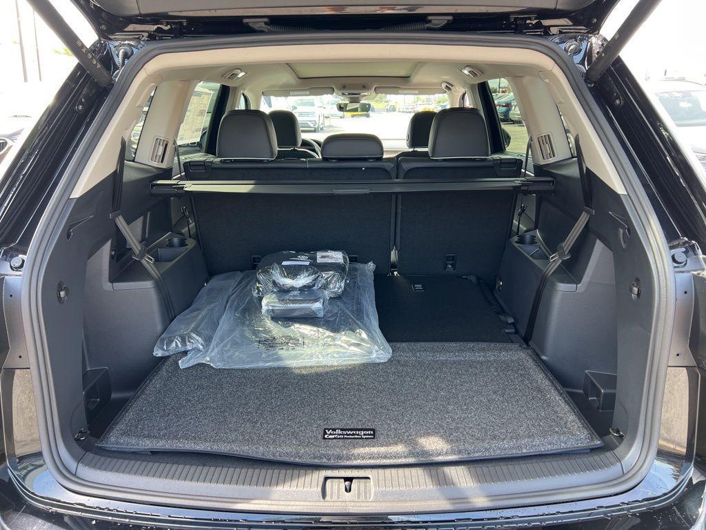 new 2026 Volkswagen Atlas car, priced at $57,416