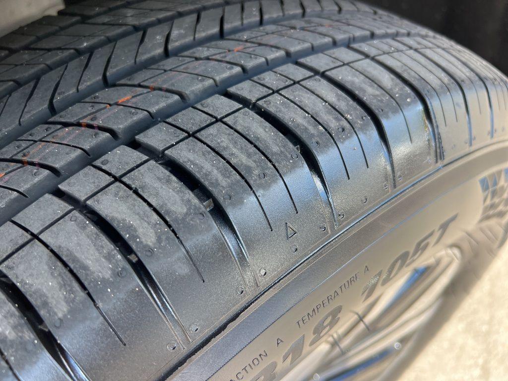 new 2026 Volkswagen Atlas car, priced at $42,357