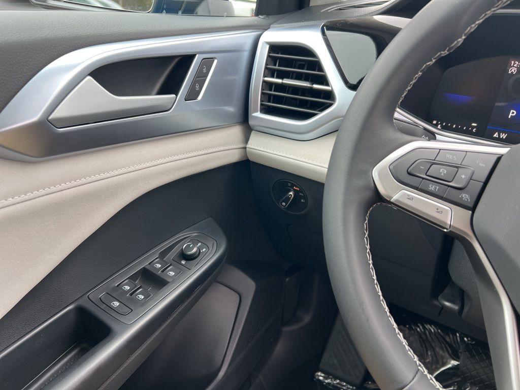 new 2026 Volkswagen Taos car, priced at $33,396