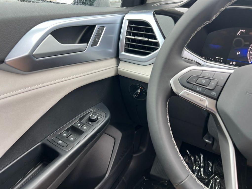 new 2026 Volkswagen Taos car, priced at $32,136