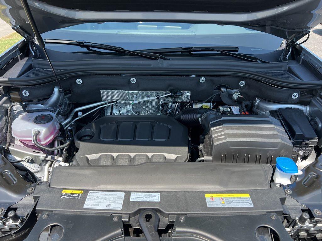 new 2026 Volkswagen Atlas Cross Sport car, priced at $40,781