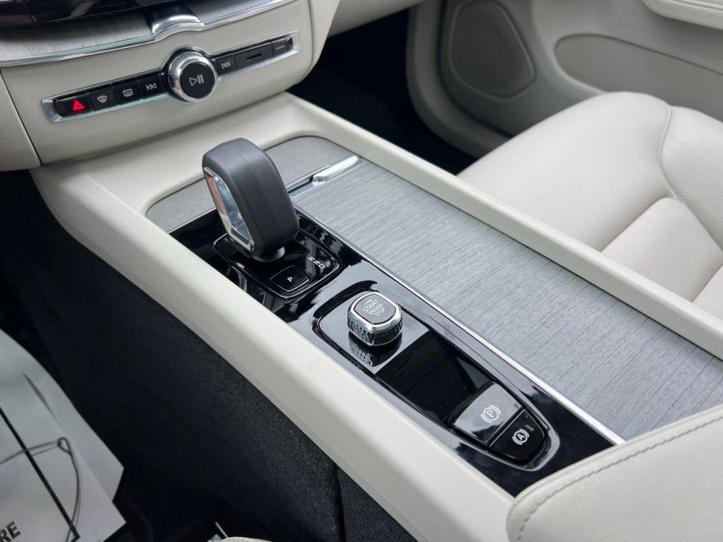 used 2024 Volvo XC60 car, priced at $36,469